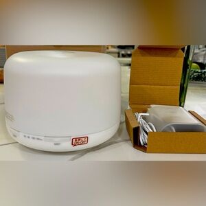 White Essential Oil Diffuser with Adapter